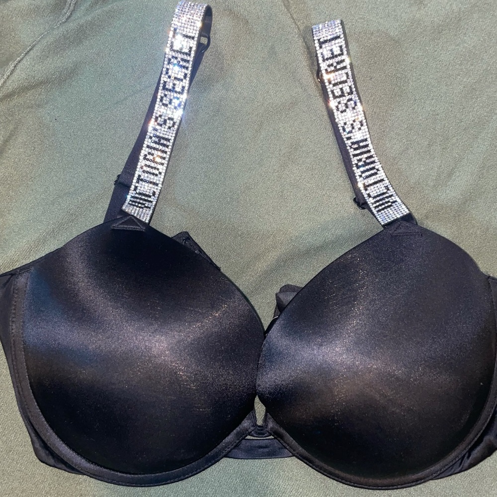 Victoria’s Secret bra